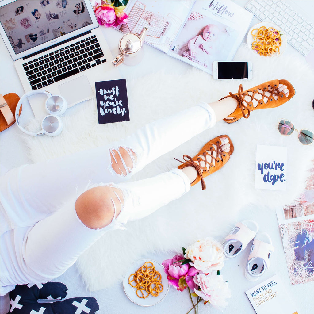 Selling Via LIVE Video on Social Media